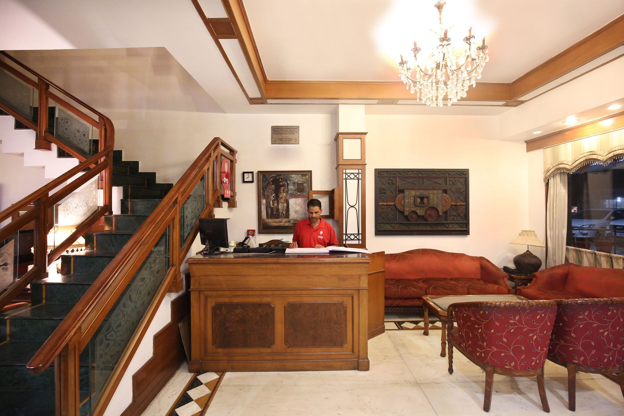 Oyo Premium Sector 22A Chandigarh Hotel Luaran gambar