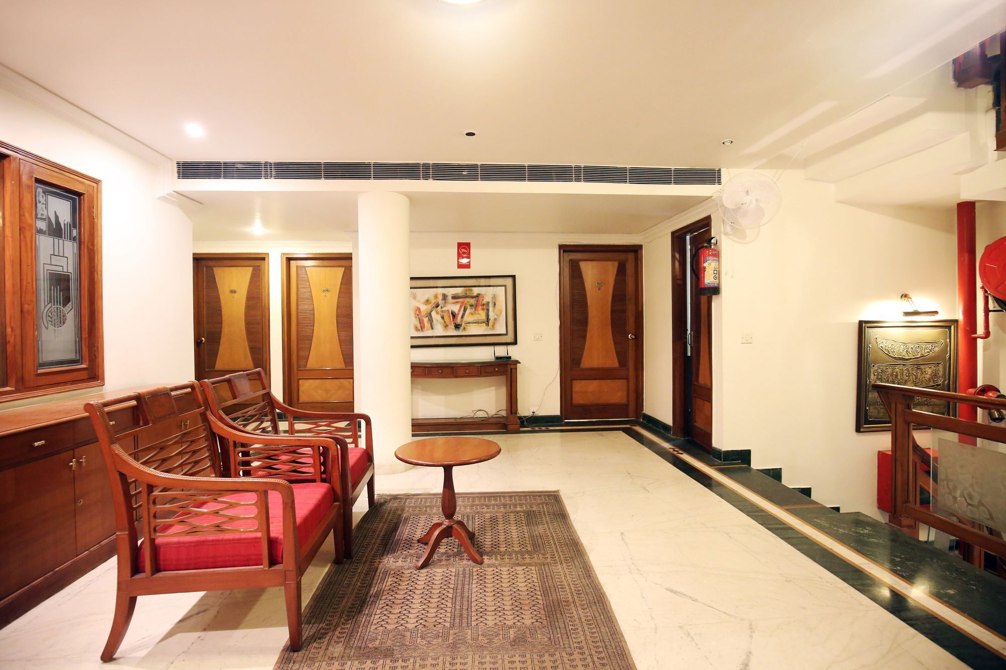 Oyo Premium Sector 22A Chandigarh Hotel Luaran gambar