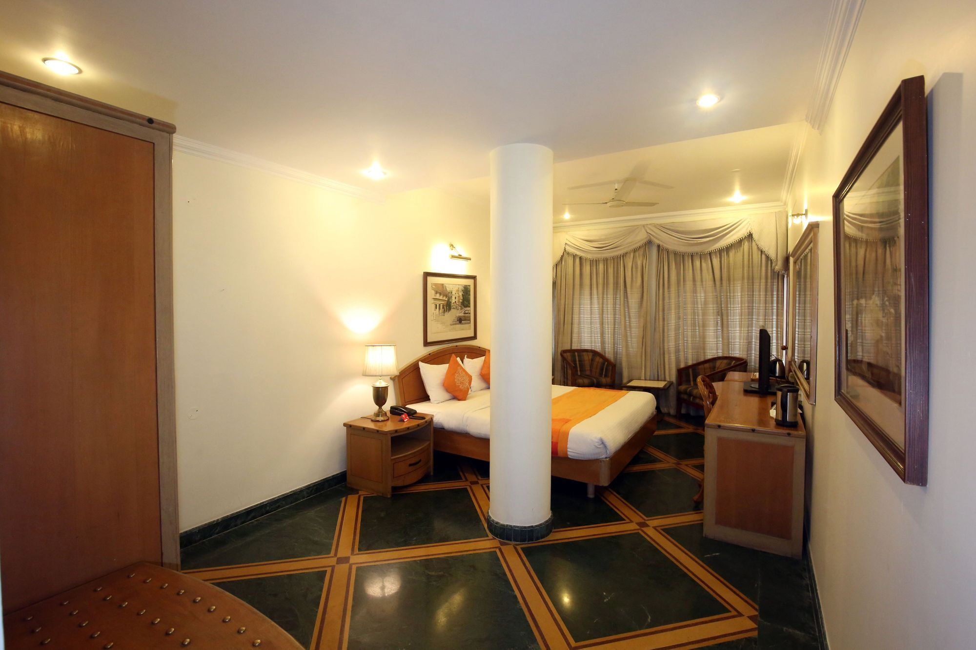 Oyo Premium Sector 22A Chandigarh Hotel Luaran gambar